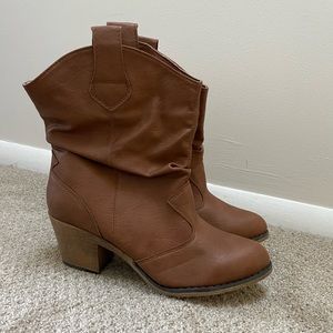 Size 10 heeled booties